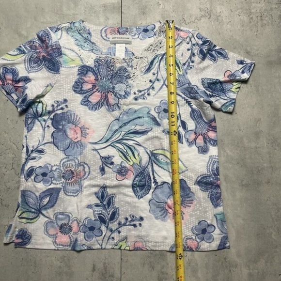 Alfred Dunner Top Womens‎ S Petite White Floral Lace Studded Short Sleeve Shirt - Picture 6 of 7